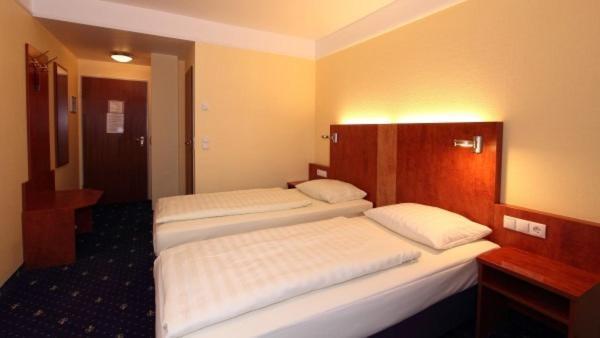 שטוטגרט Aparthotel Astro - Nichtraucherhotel חדר תמונה