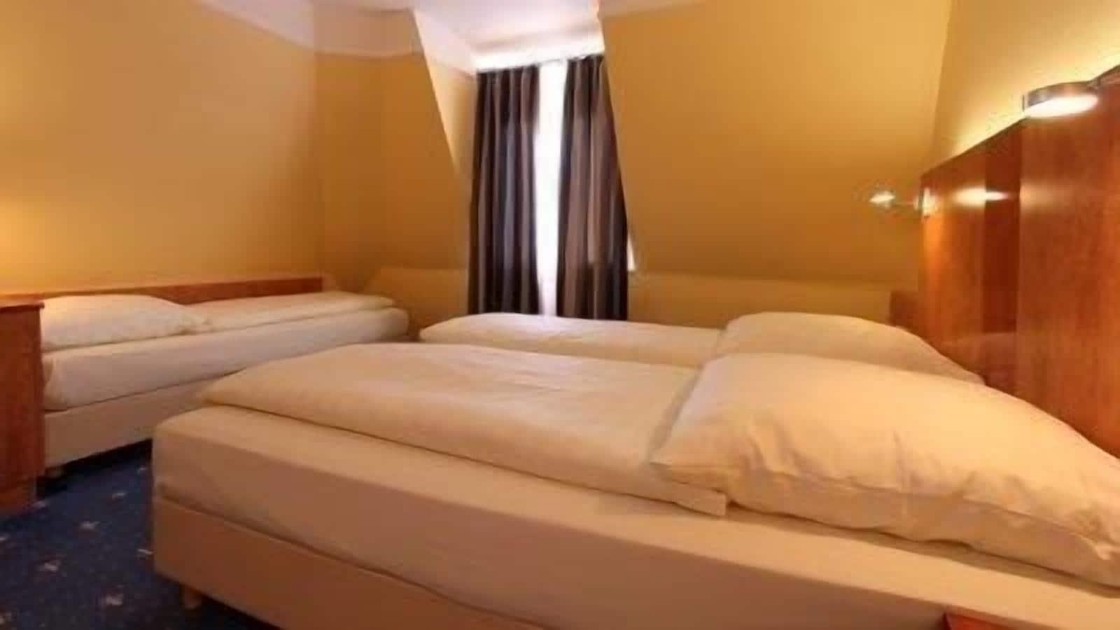 שטוטגרט Aparthotel Astro - Nichtraucherhotel מראה חיצוני תמונה