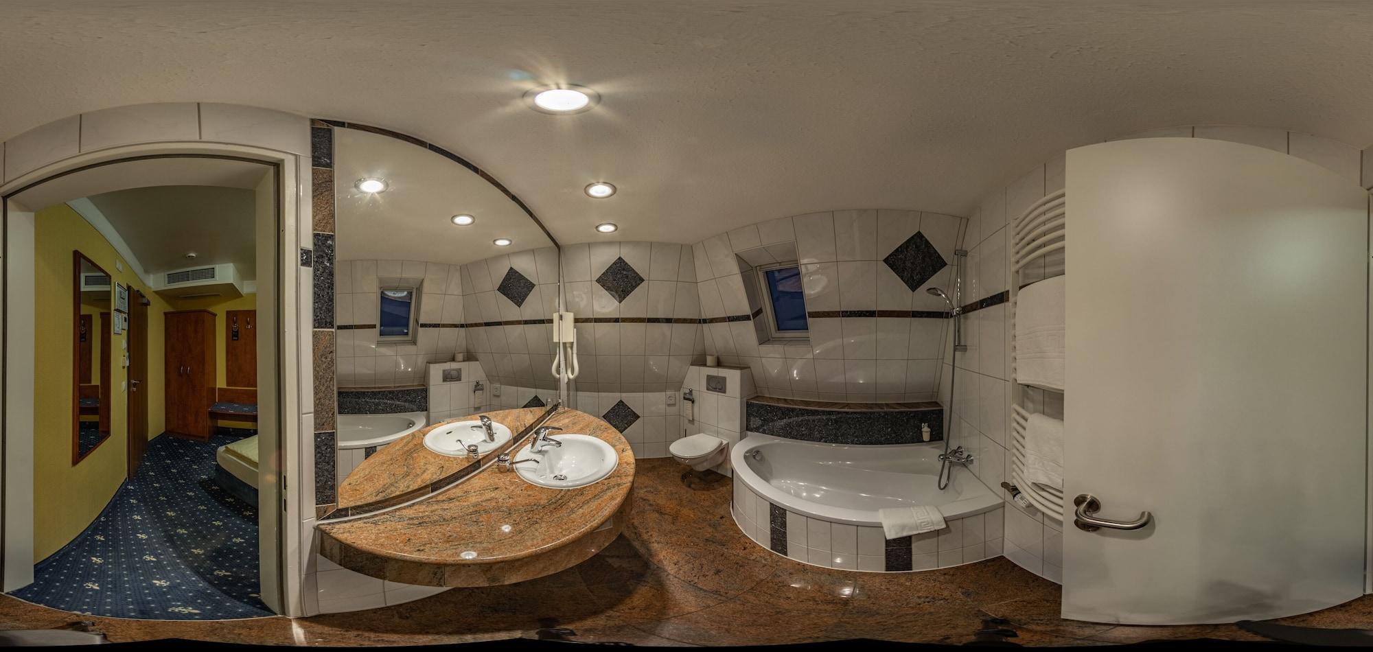 שטוטגרט Aparthotel Astro - Nichtraucherhotel מראה חיצוני תמונה