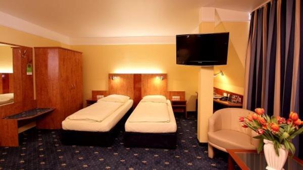 שטוטגרט Aparthotel Astro - Nichtraucherhotel מראה חיצוני תמונה